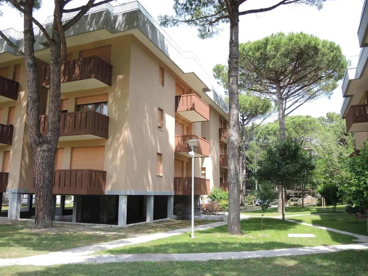 Comfy Flat With Terrace Next To The Beach-Beahost بيبيوني شقة